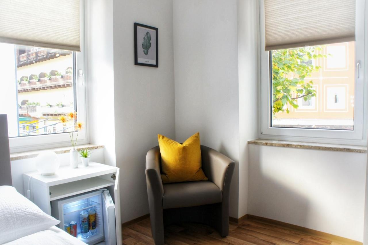 Schwarzacherhof Pension & Apartments 슈바르차흐 임 퐁가우 외부 사진