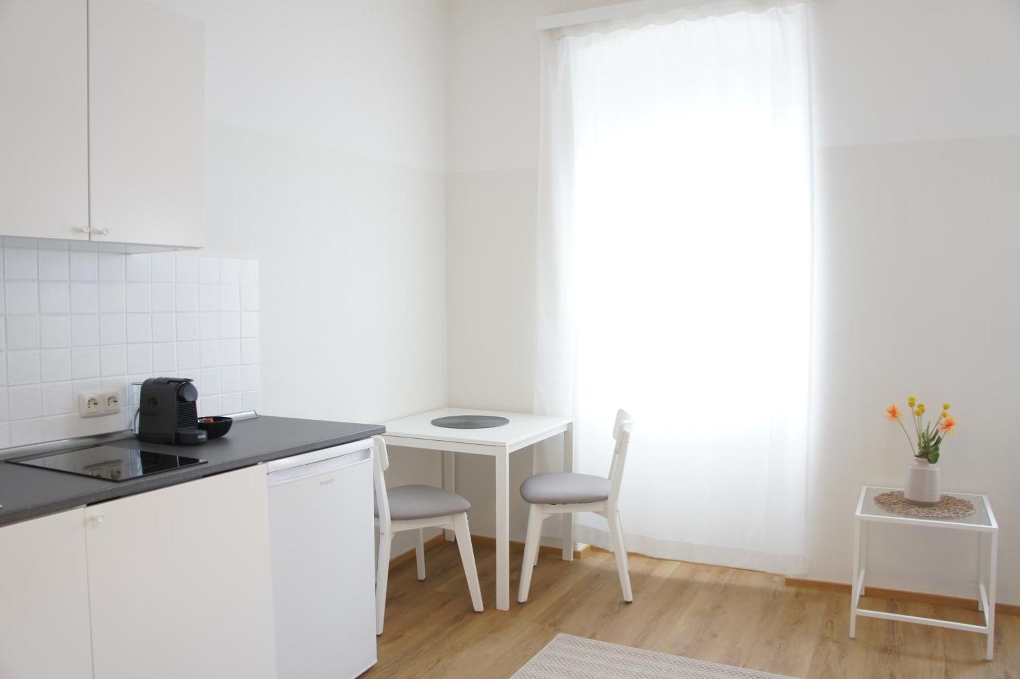 Schwarzacherhof Pension & Apartments 슈바르차흐 임 퐁가우 외부 사진
