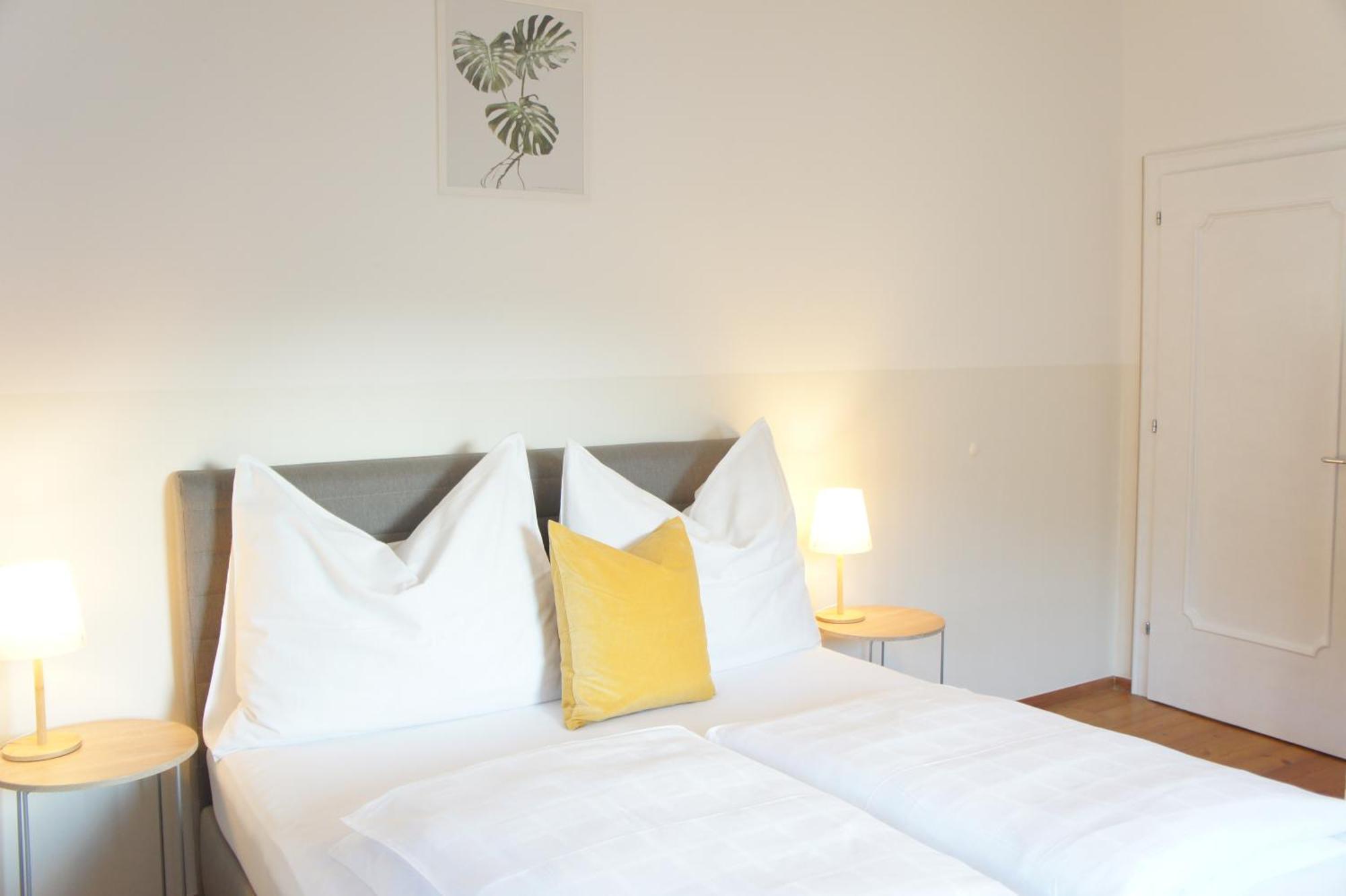 Schwarzacherhof Pension & Apartments 슈바르차흐 임 퐁가우 객실 사진